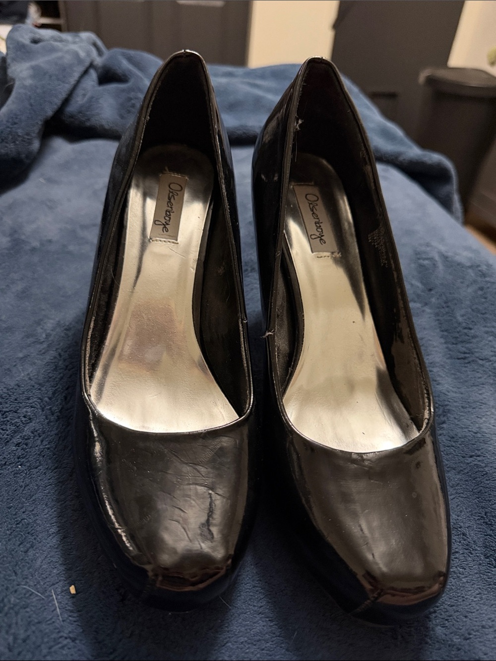 Olsenboye Black Patent Leather Classic Pumps